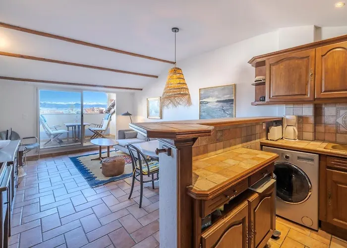 Two Bed With A Fantastic View In Old Town * Antibes